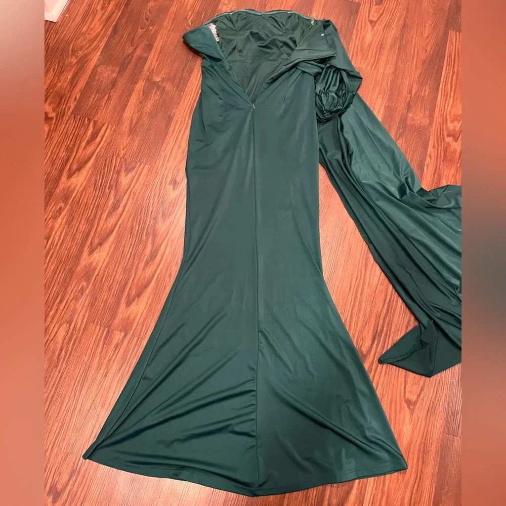 NWT Draping Emerald Green Dress  Size M - Picture 5 of 11